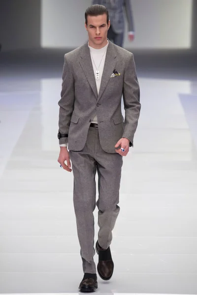 Look 2